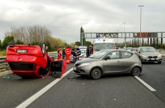 car accident 2165210 1920